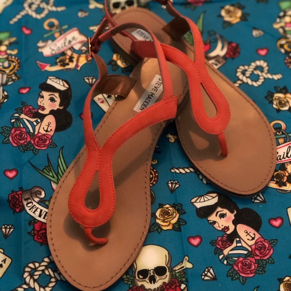 Steve Madden coral sandals